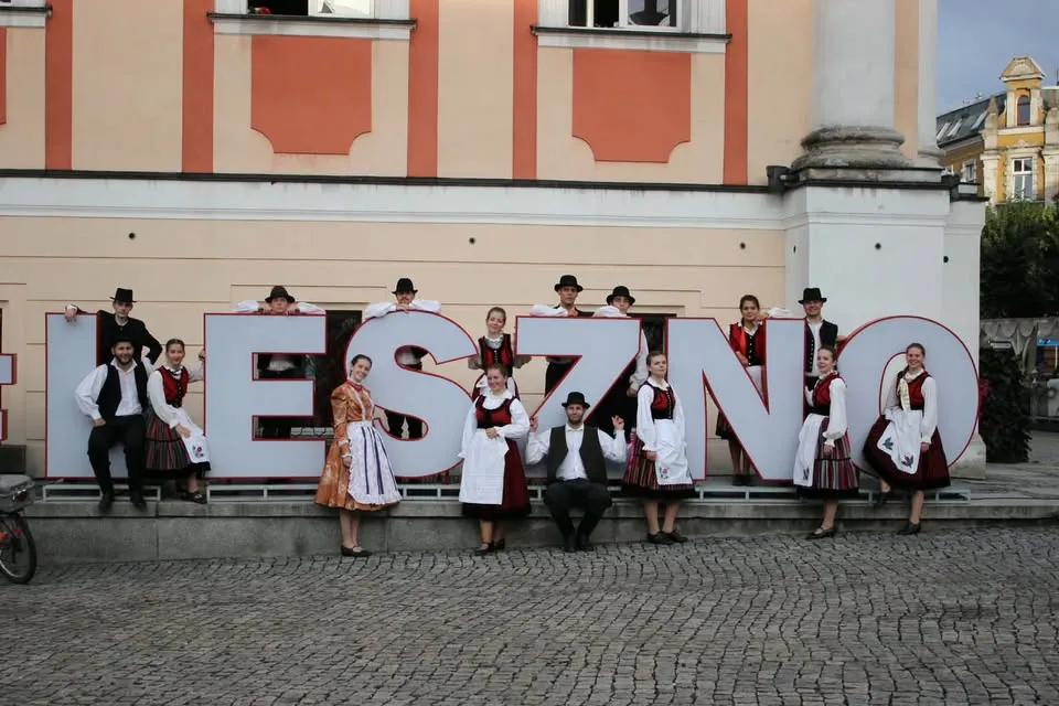 “Ficergő éveken át” moziest