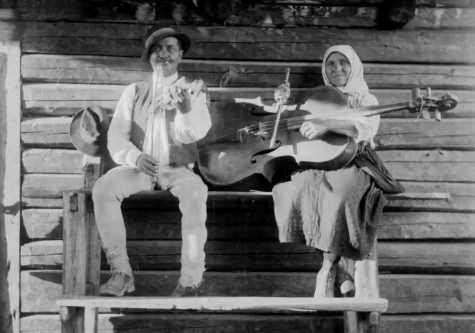 "Fúvom az énekem..." - farsangi táncház