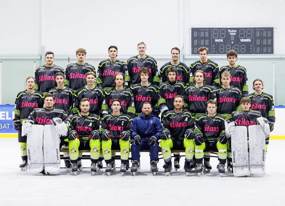 Goodwill Pharma Stilaxx Hockey Team -DUE-Working Angels