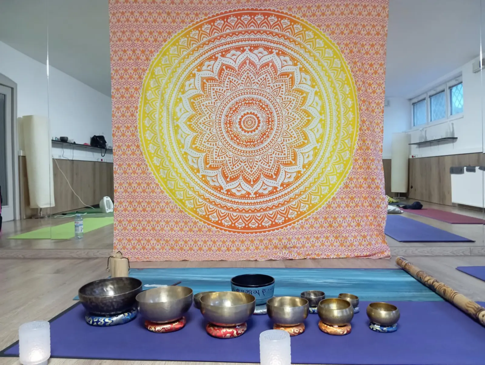 Relaxáló hangfürdő tibeti hangtálakkal